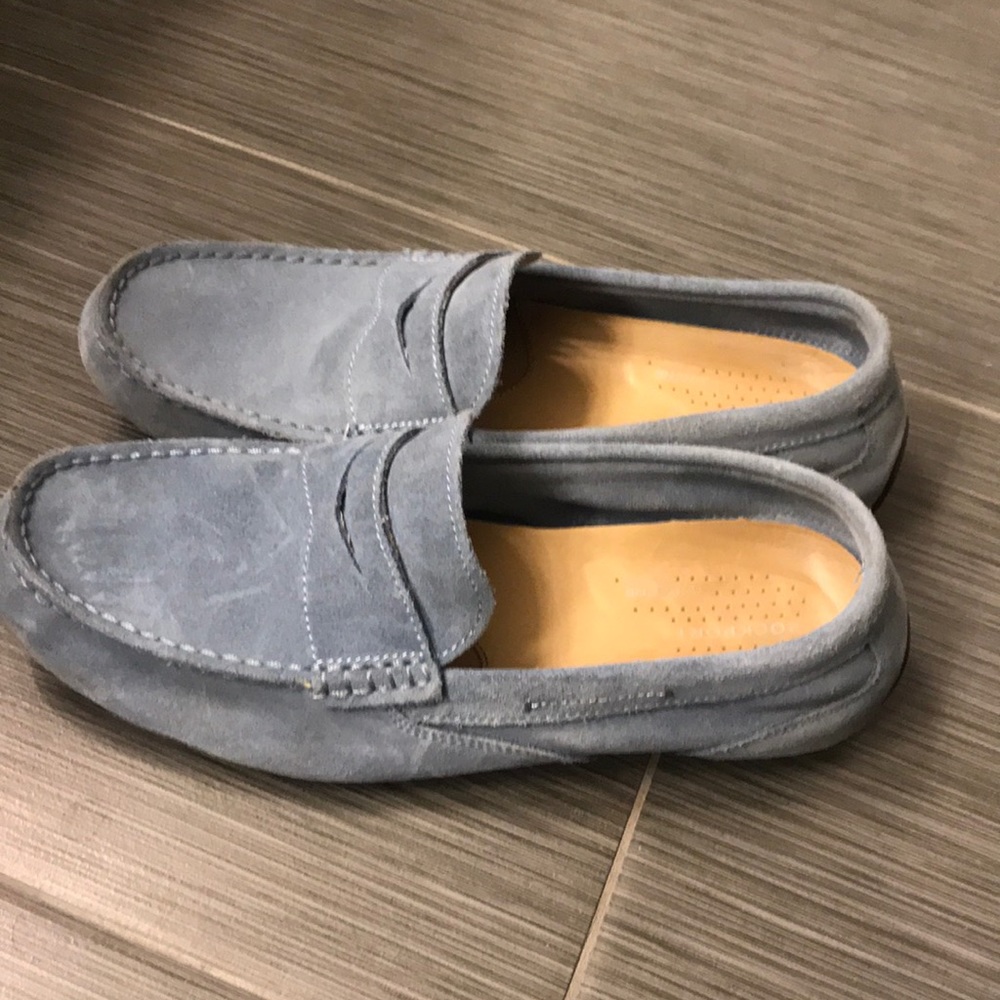 Shoes - Picture 2 of 3